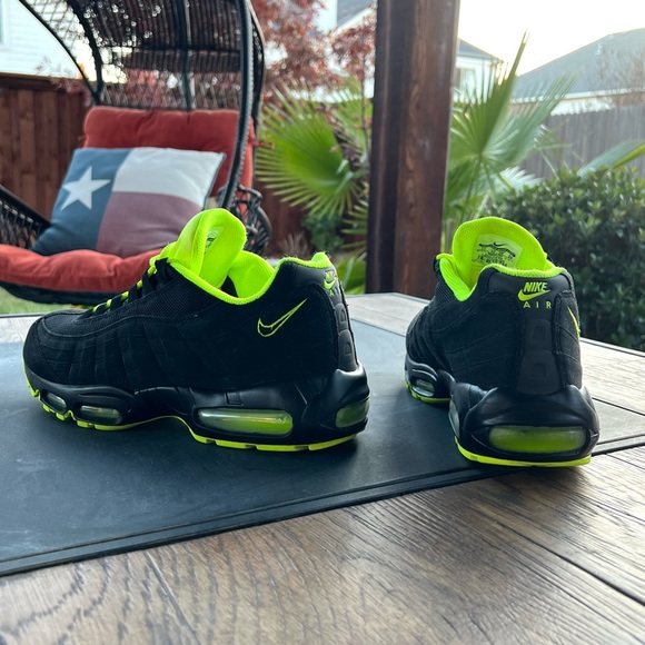 Nike Air Max 95 Black Volt (2012) - Rare - Picture 8 of 14